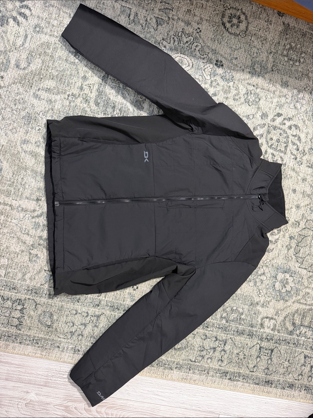 Dakine Black Lightweight puffy Jacket